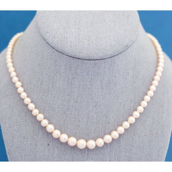 Vintage Glossy White Pearls Beaded Necklace | 18 inches | Marvella | J17 - Picture 3 of 4